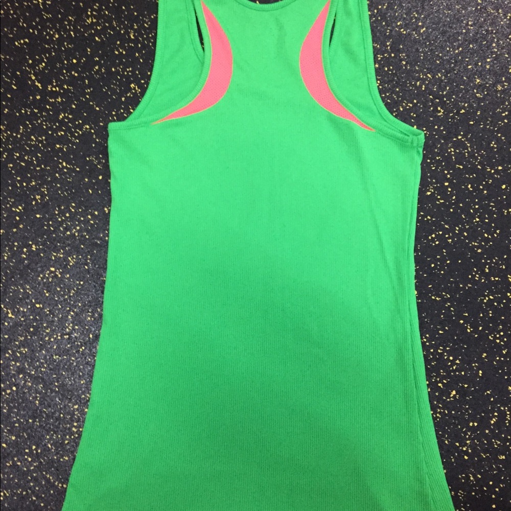 Under Armour Racerback Tank top *LAST CALL - Picture 2 of 3